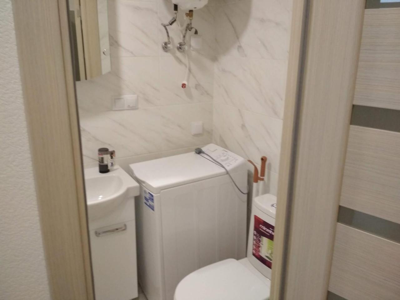 Smart-House Smart-Kvartira S Kukhnei. 基輔 外观 照片